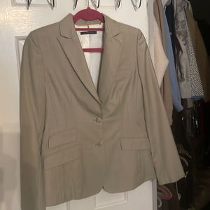 Elite Tahari Blazer size 8